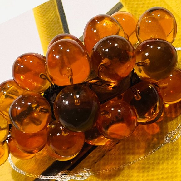 Mid Century Modern Golden Amber Lucite Grape Cluster On Drift Wood Sculpture - Picture 2 of 9